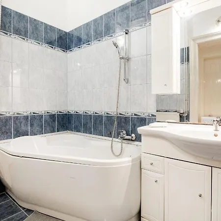 Downtown Circus Apartment Budapest